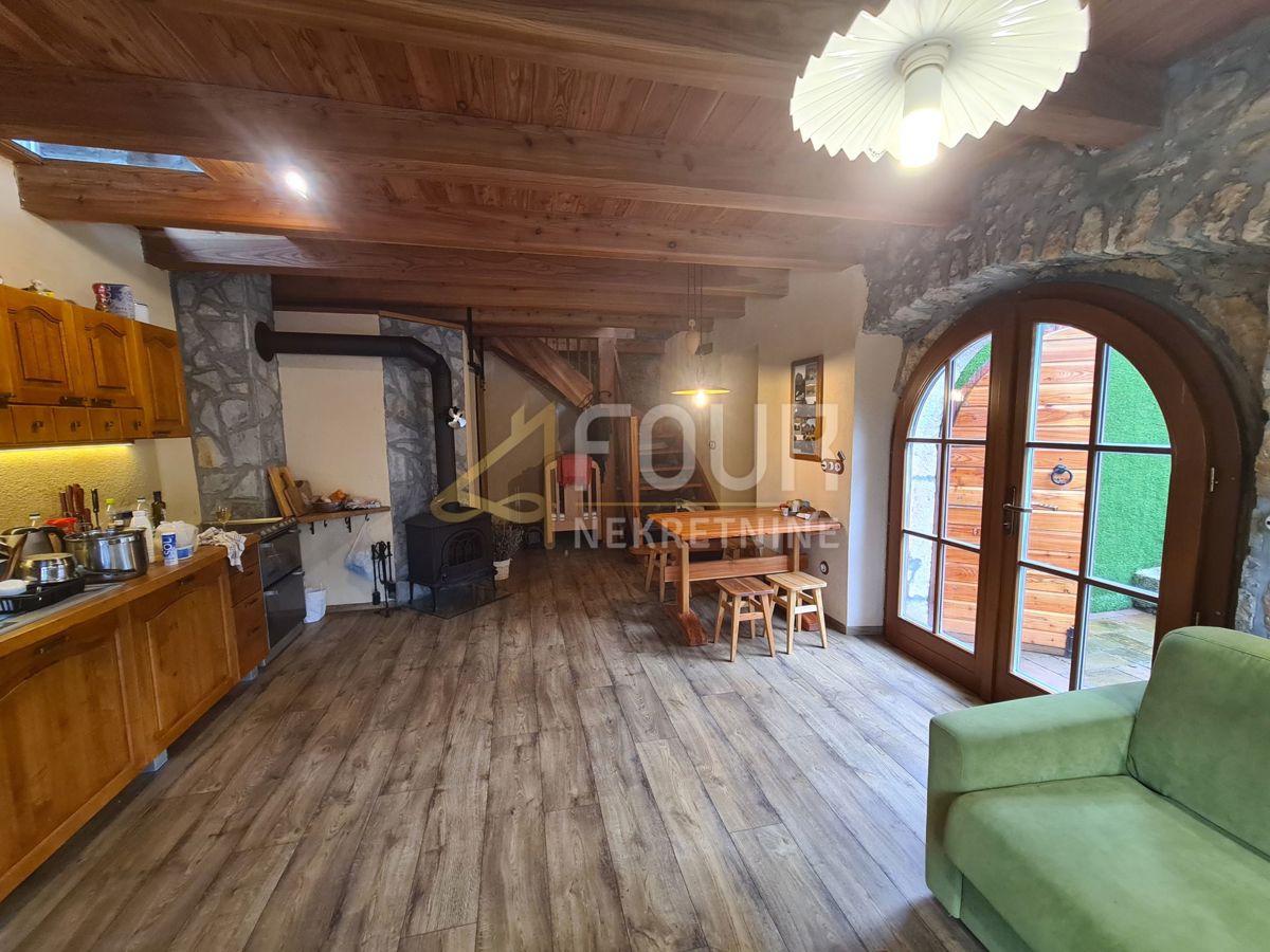 Hiša Malinska, Malinska-Dubašnica, 176m2