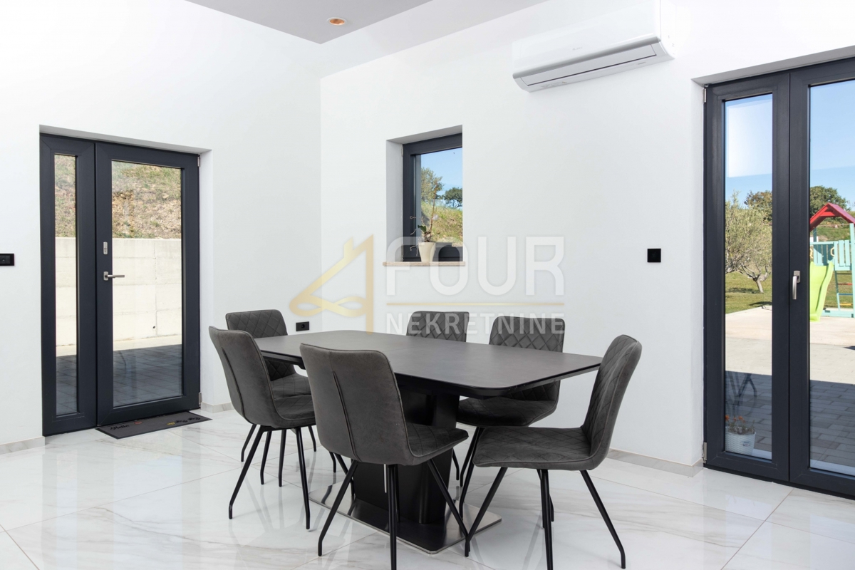 Istra, Buzet, razkošna vila z bazenom