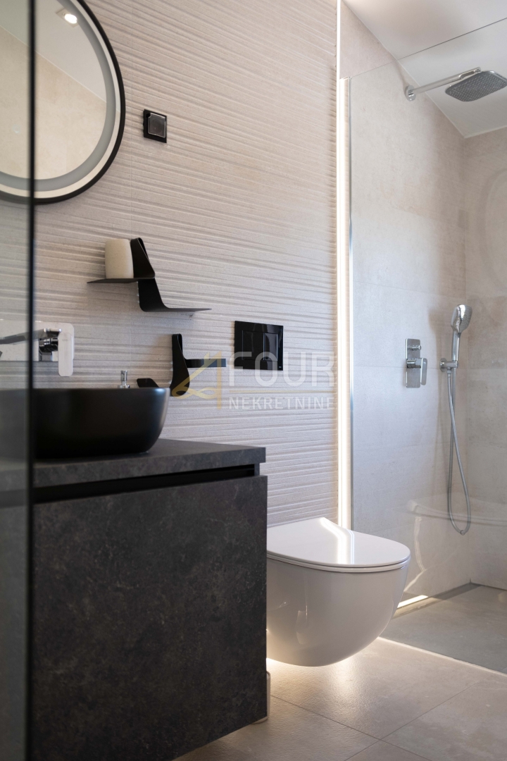 Istra, Buzet, razkošna vila z bazenom