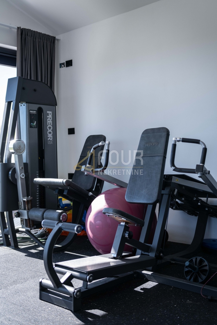 Istra, Buzet, razkošna vila z bazenom