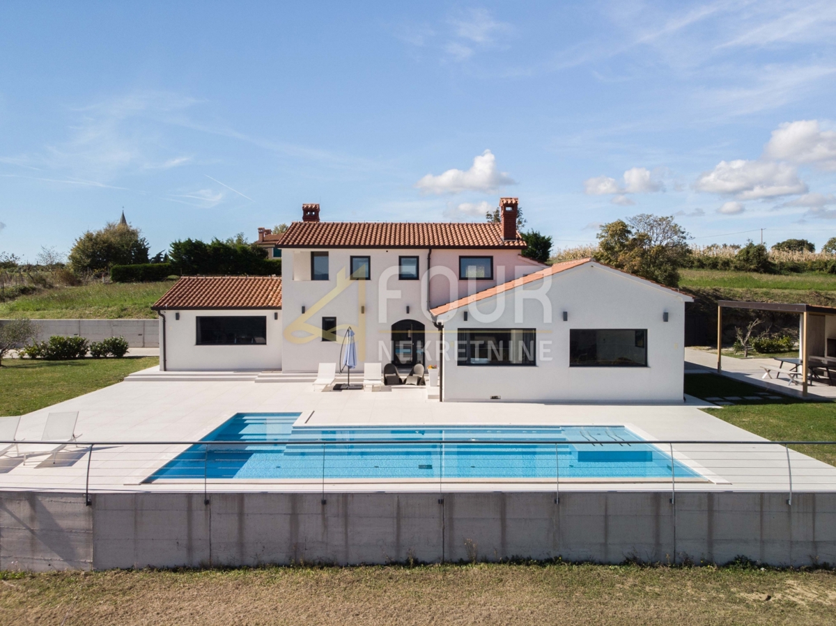 Istra, Buzet, razkošna vila z bazenom