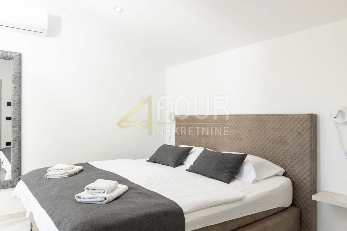 Istra, Buzet, razkošna vila z bazenom