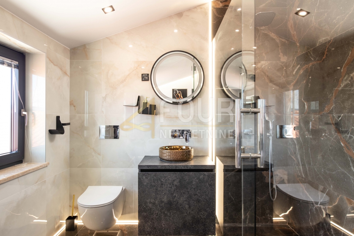 Istra, Buzet, razkošna vila z bazenom