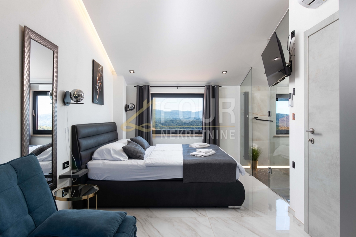 Istra, Buzet, razkošna vila z bazenom