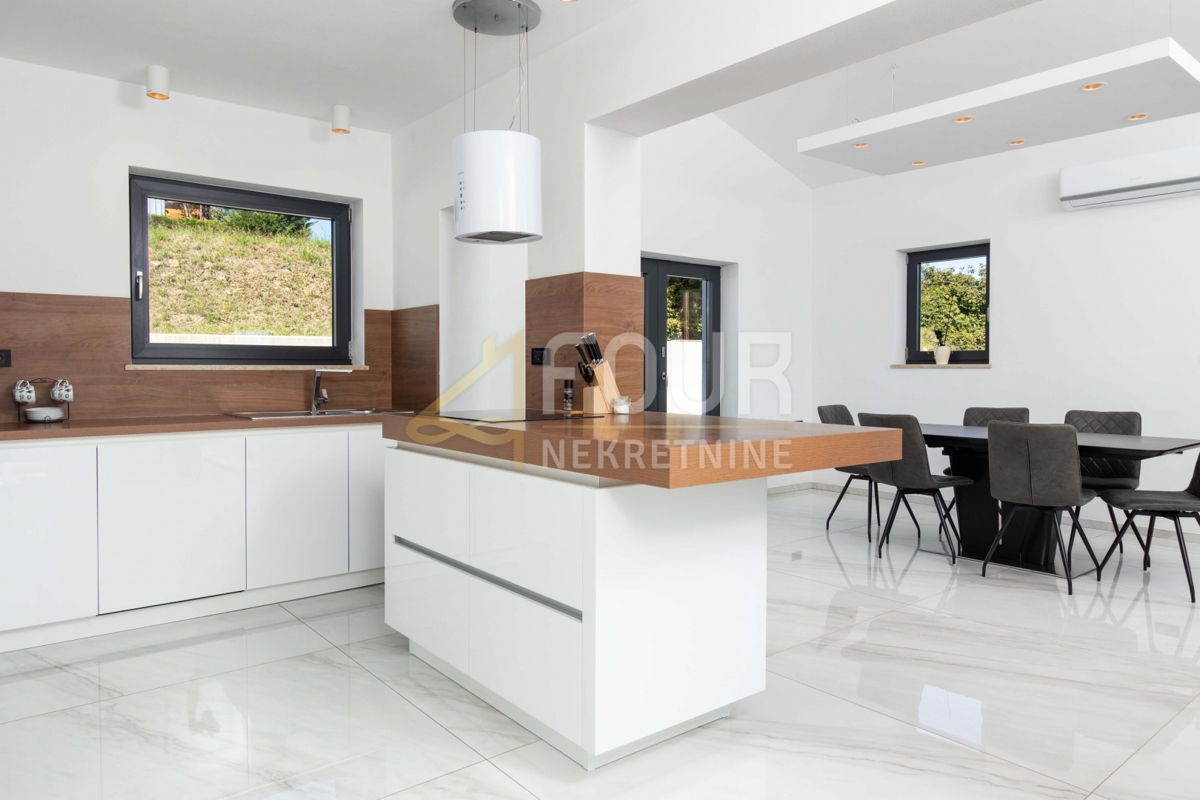 Istra, Buzet, razkošna vila z bazenom