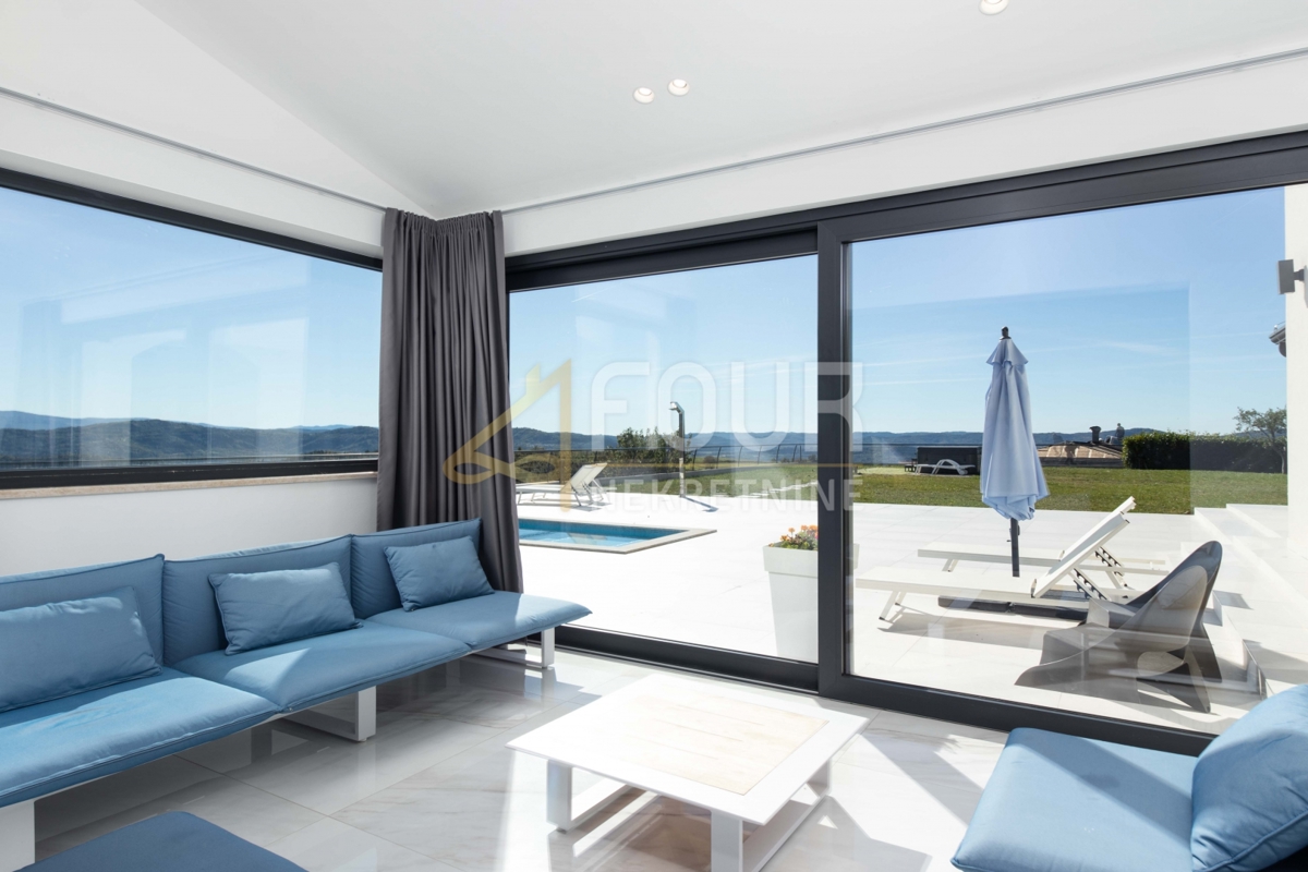 Istra, Buzet, razkošna vila z bazenom