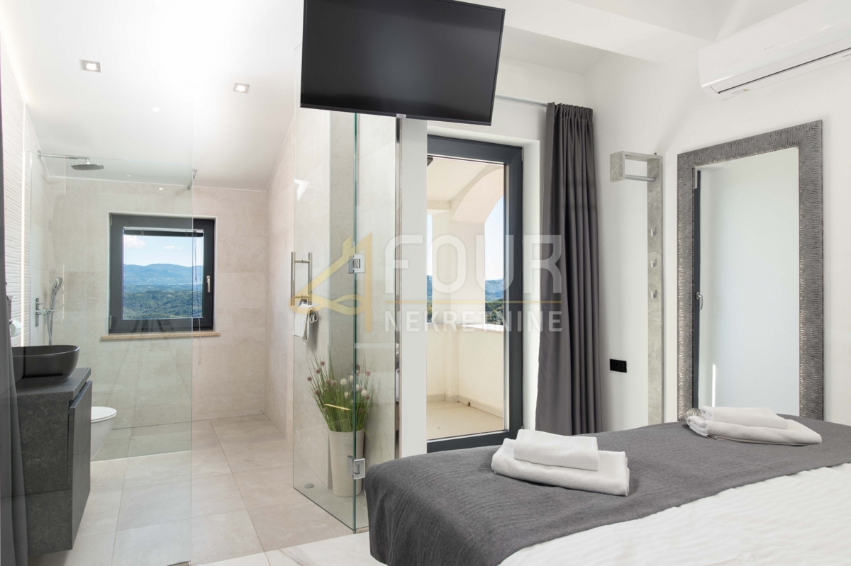 Istra, Buzet, razkošna vila z bazenom