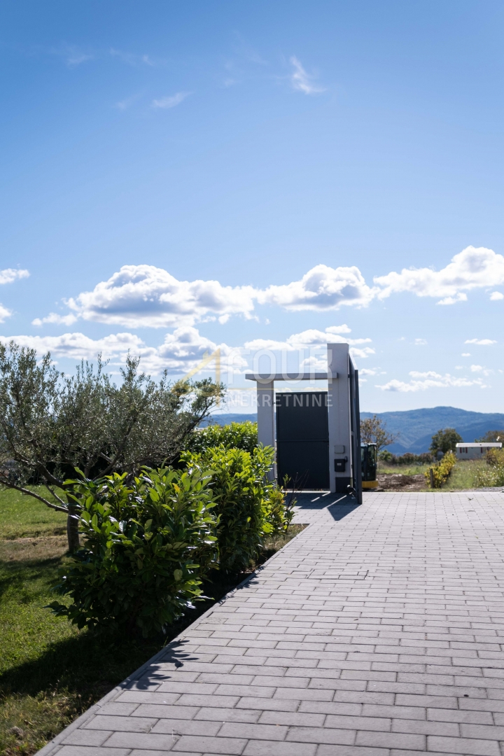 Istra, Buzet, razkošna vila z bazenom