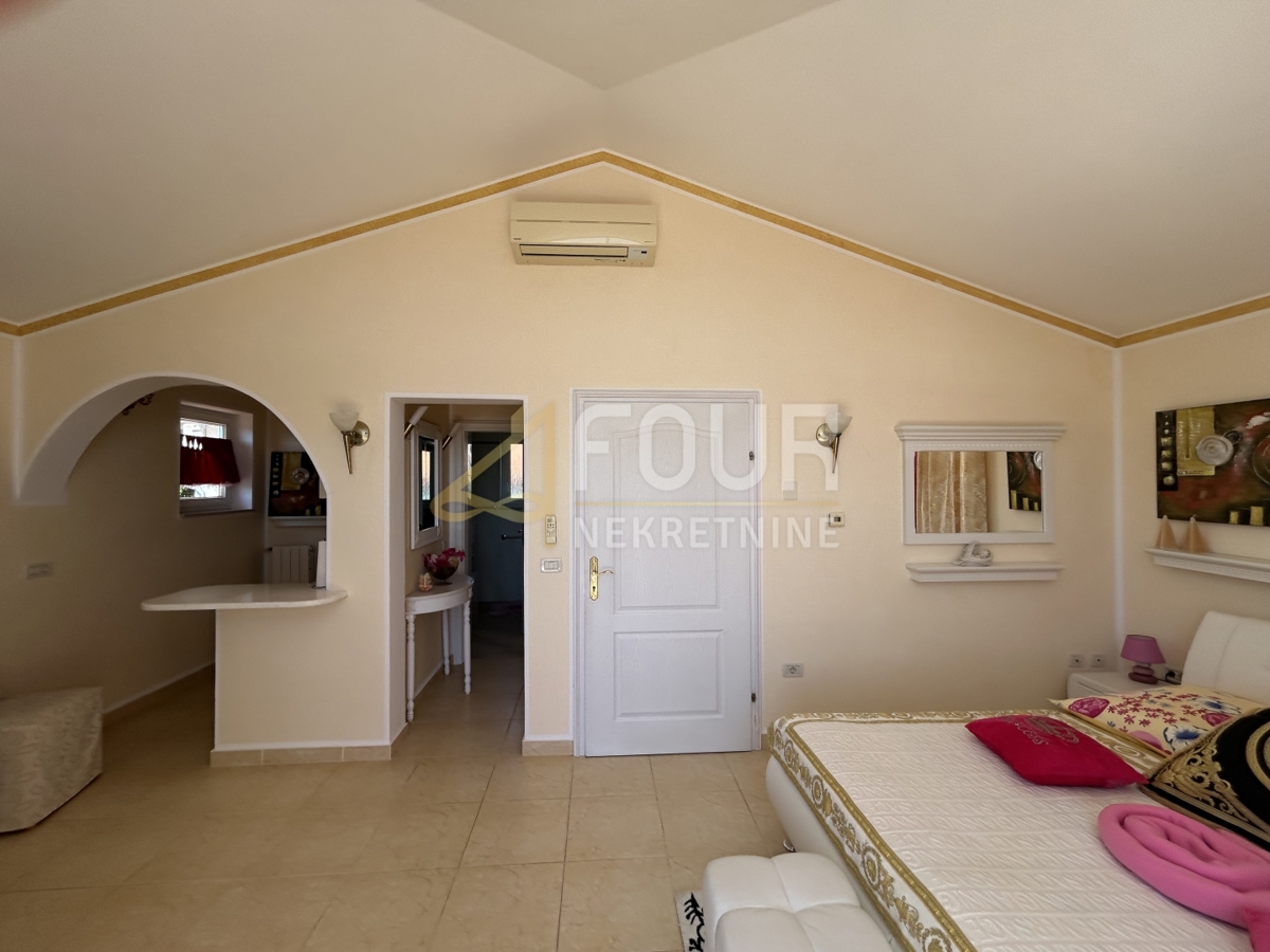 Hiša Premantura, Medulin, 414m2