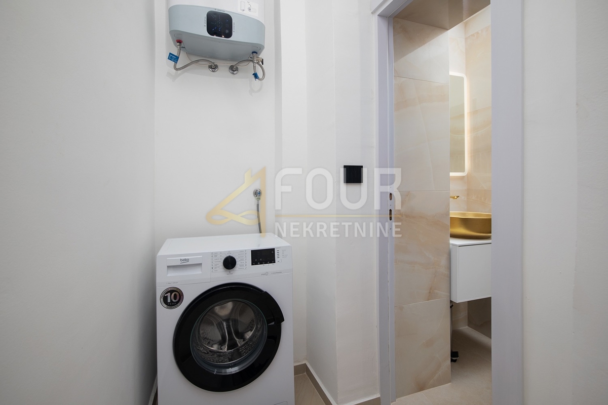 Stanovanje Centar, Pula, 67,65m2