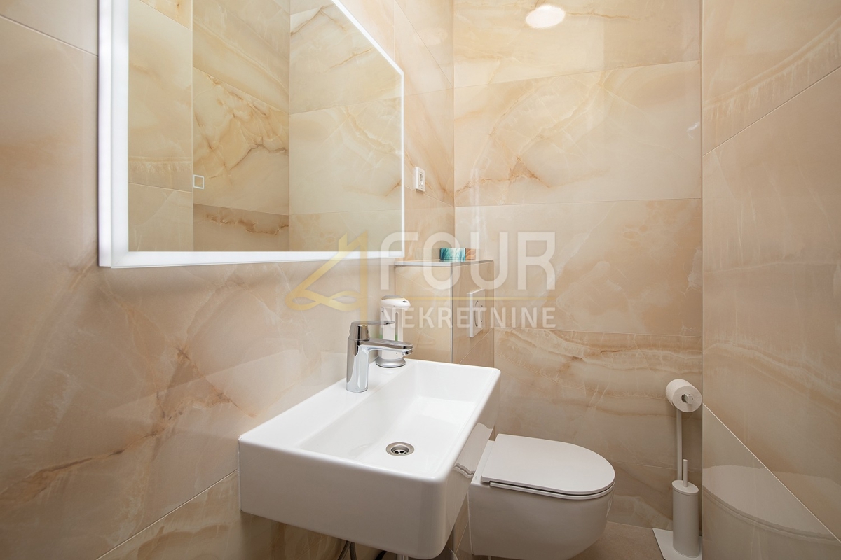 Stanovanje Centar, Pula, 67,65m2