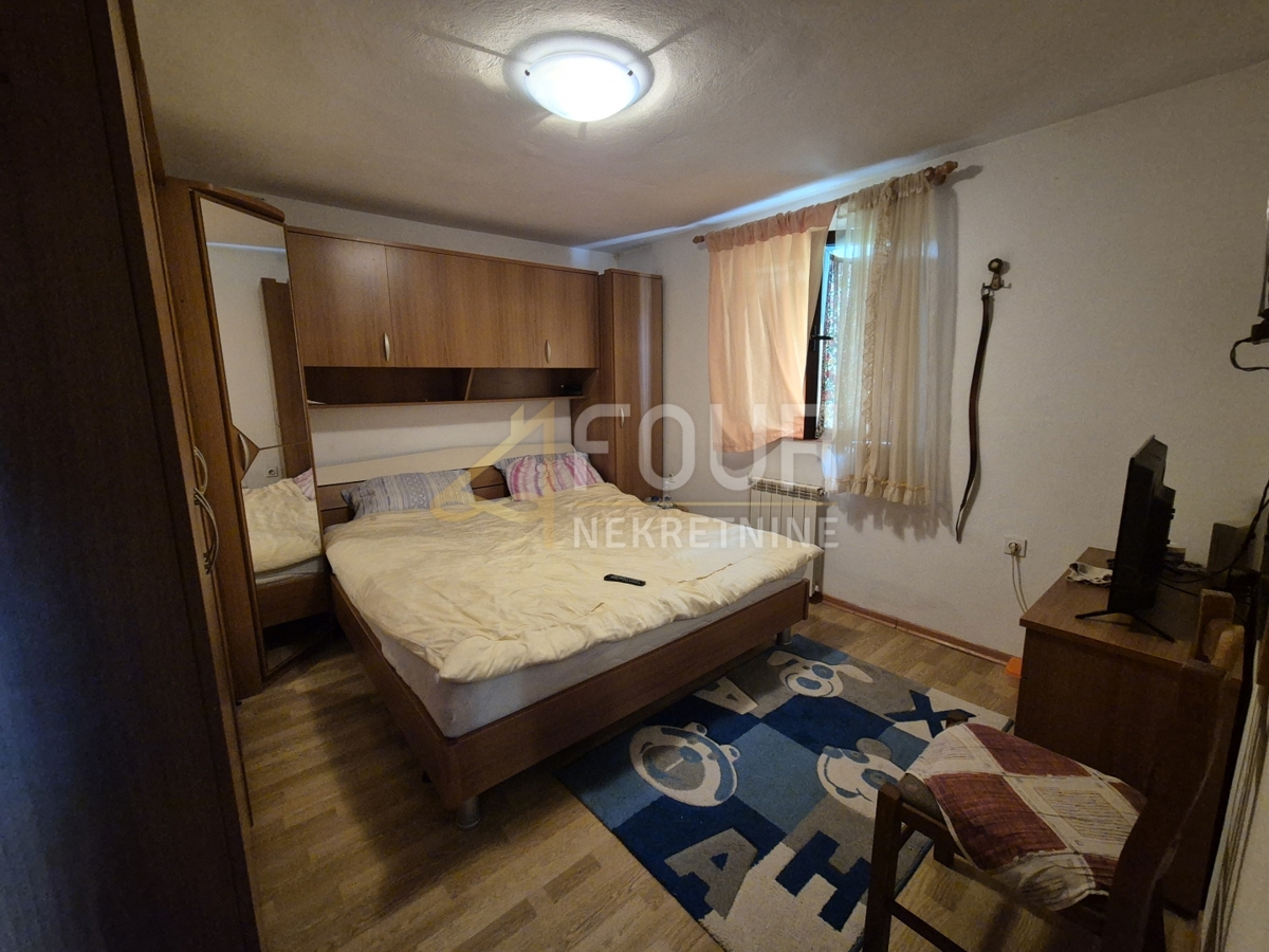 Hiša Buzet, 250m2