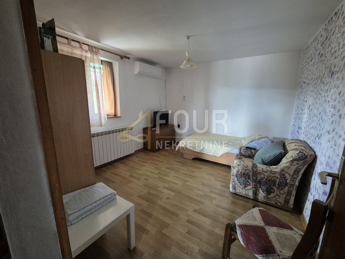 Hiša Buzet, 250m2