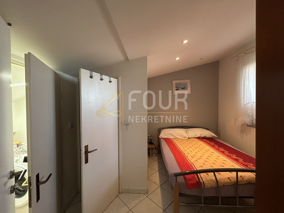 Stanovanje Červar-Porat, Poreč, 75m2