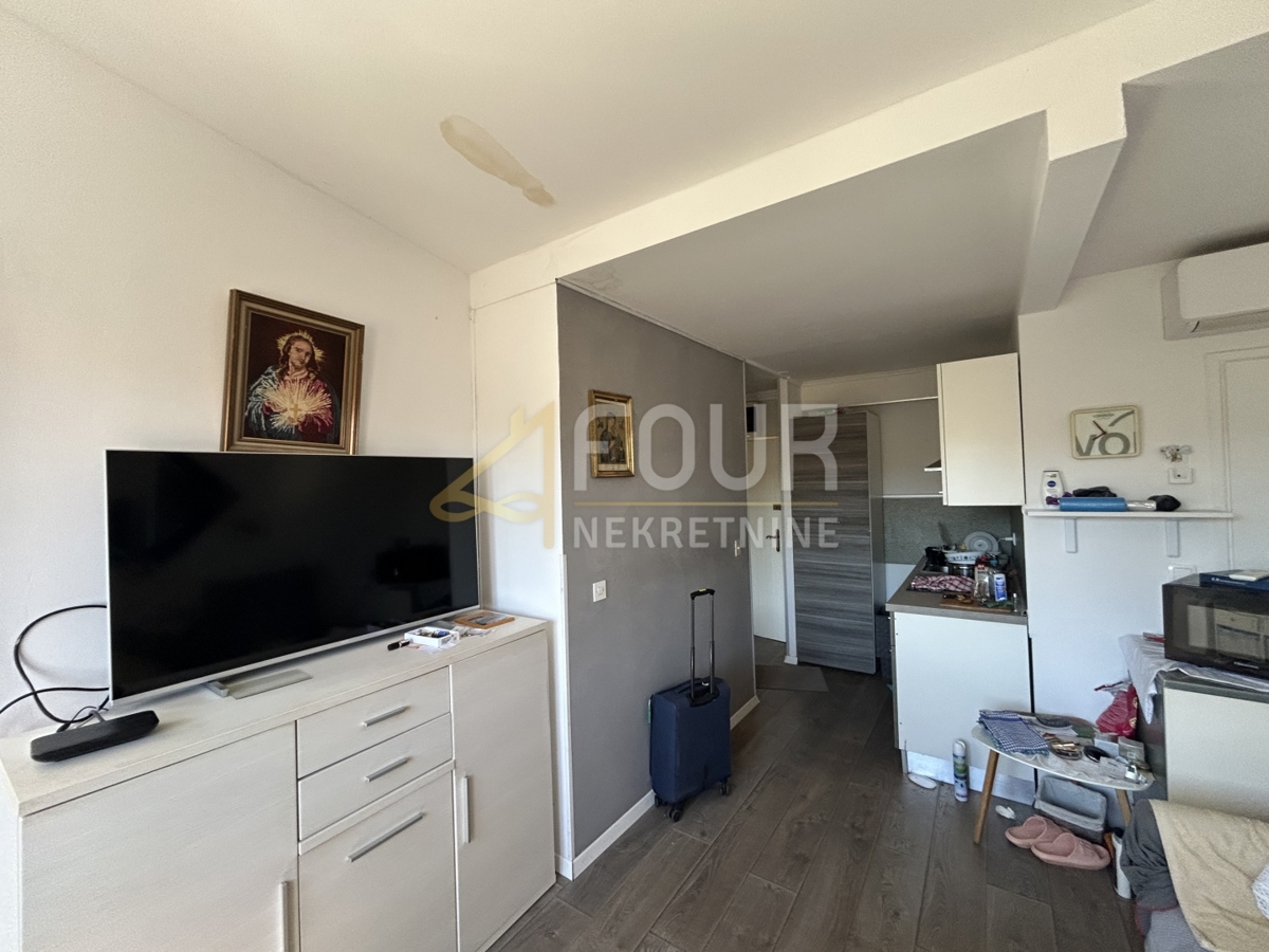 Stanovanje Červar-Porat, Poreč, 75m2