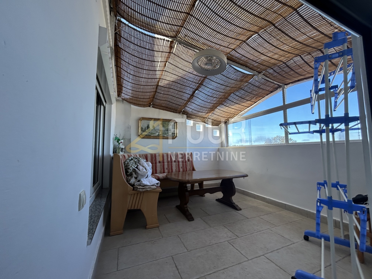 Stanovanje Červar-Porat, Poreč, 75m2