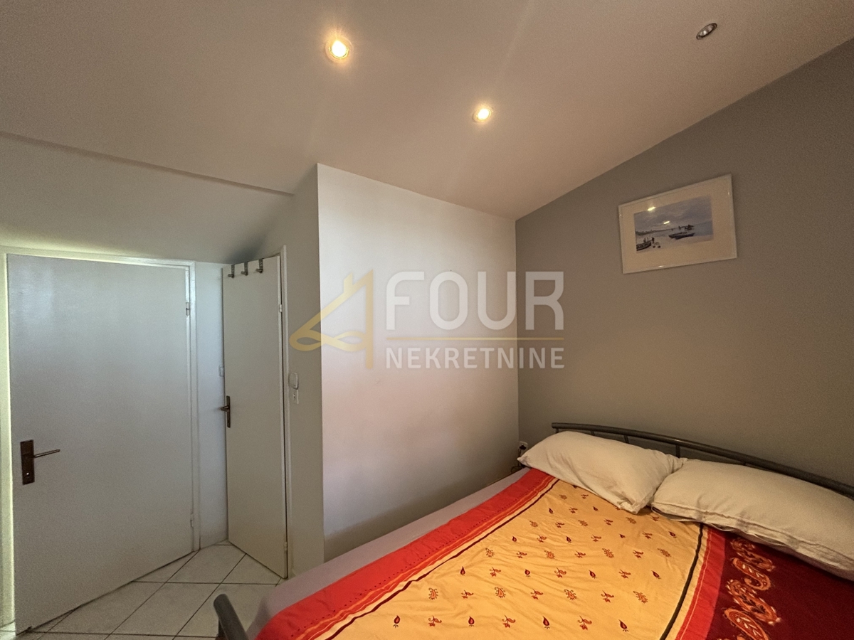 Stanovanje Červar-Porat, Poreč, 75m2