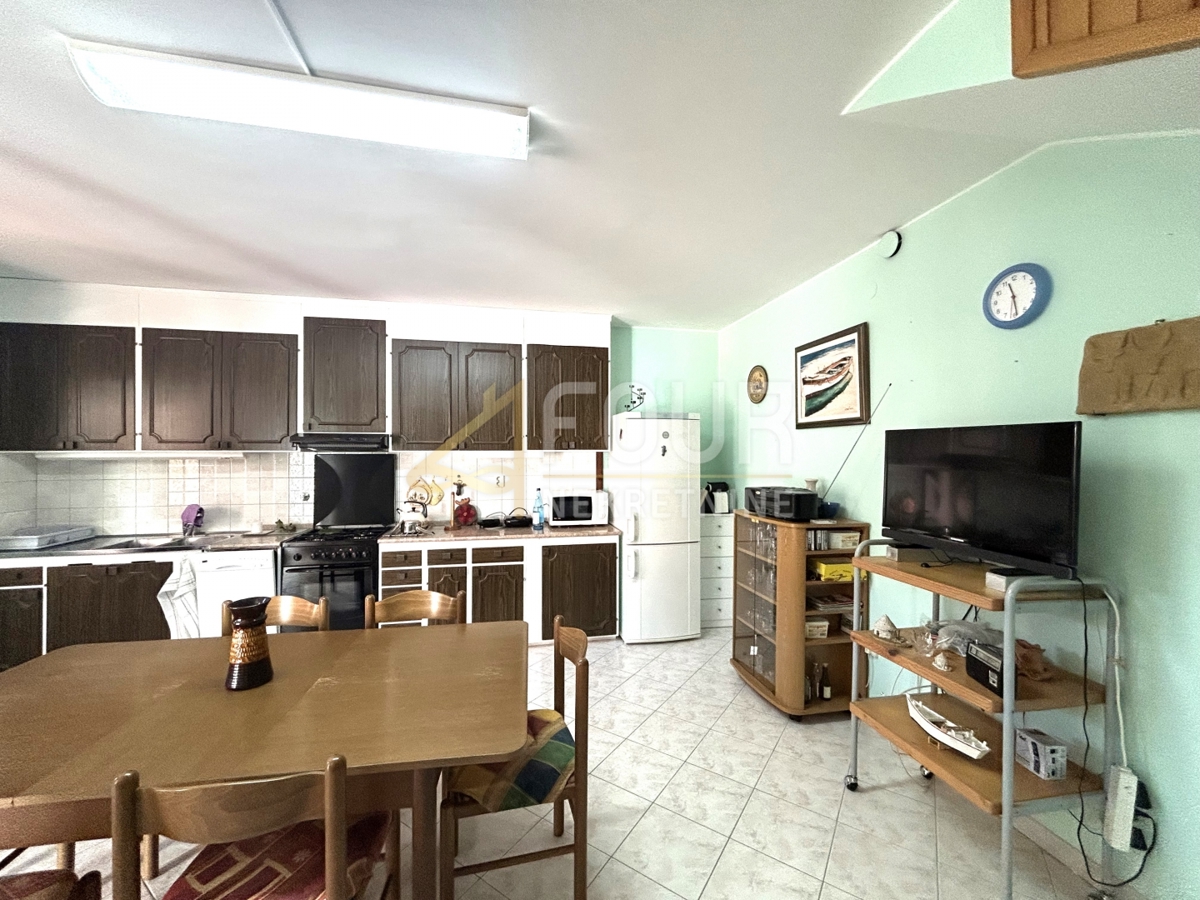 Hiša Šišan, Ližnjan, 180m2