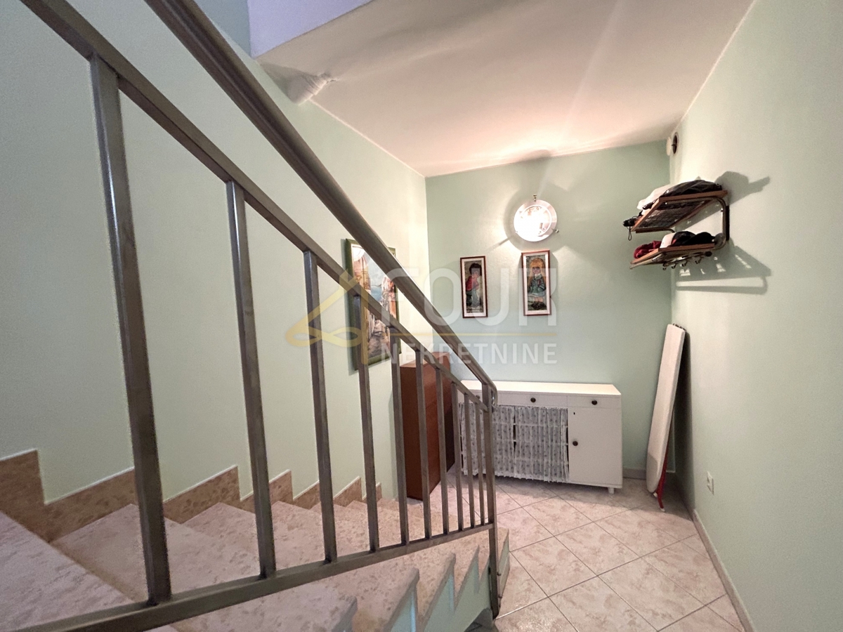 Hiša Šišan, Ližnjan, 180m2