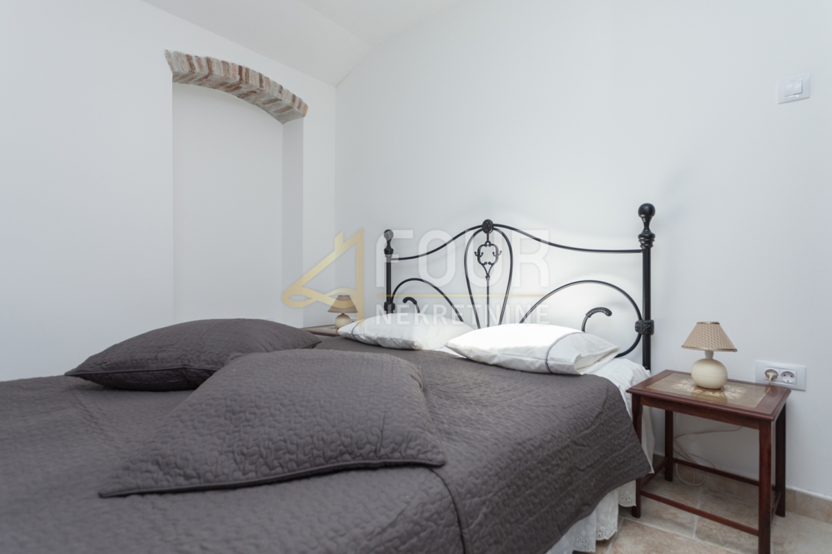 Istra, Rovinj, 1s+db, 43m2, pogled na morje