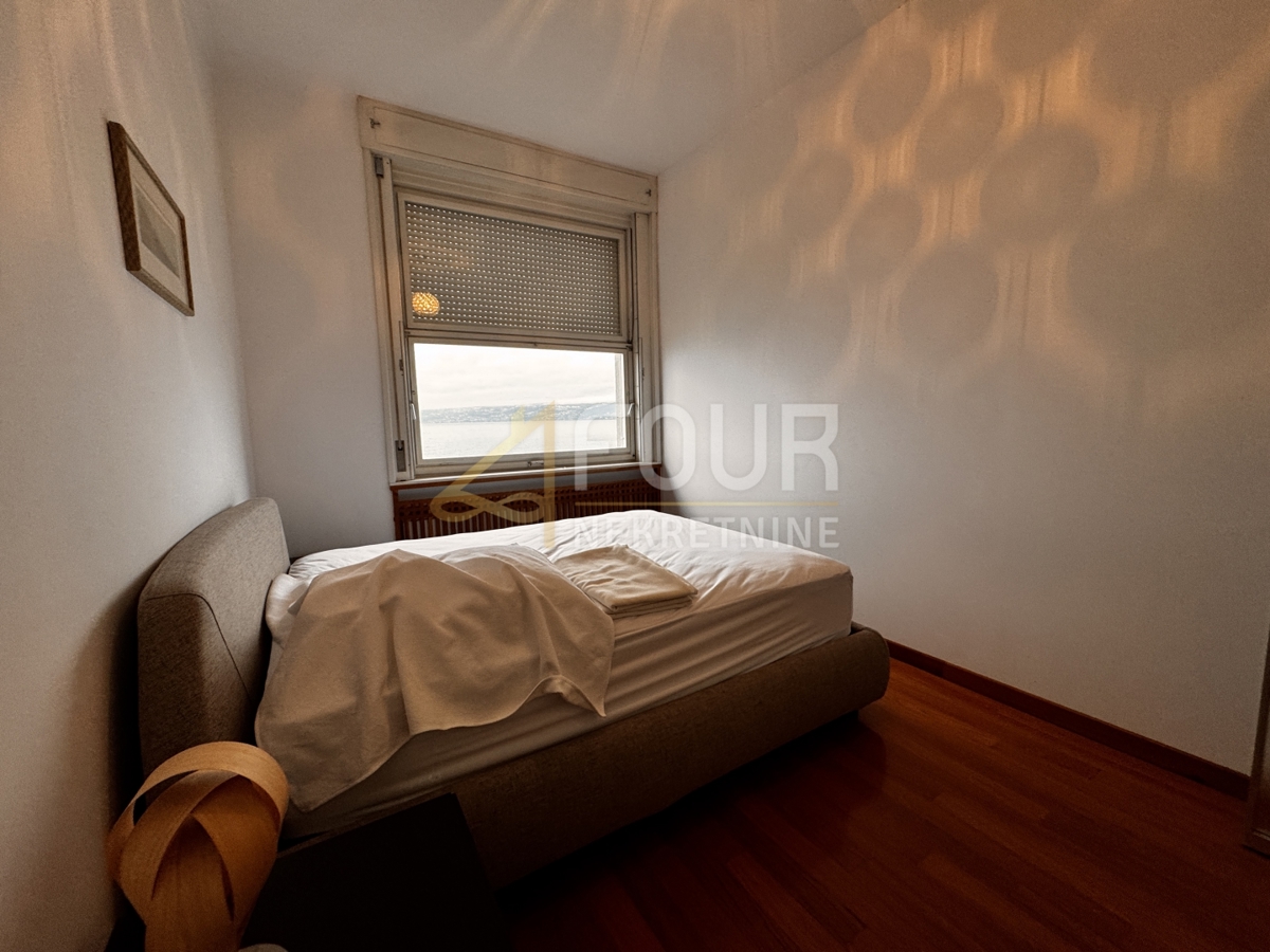 Reka, Kantrida, 3s+db in garsonjera, 1. vrsta do morja