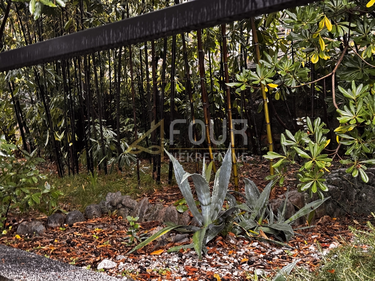 Reka, Kantrida, 3s+db in garsonjera, 1. vrsta do morja