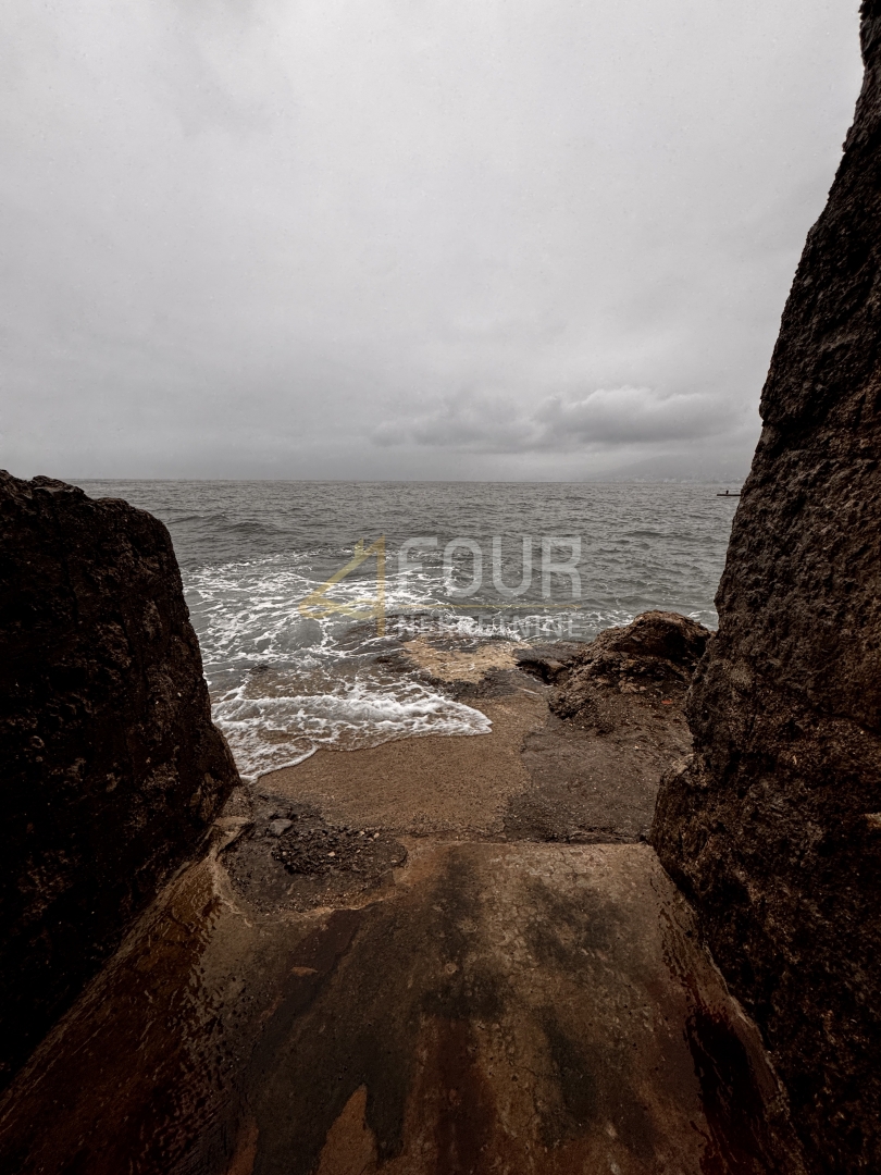 Reka, Kantrida, 3s+db in garsonjera, 1. vrsta do morja