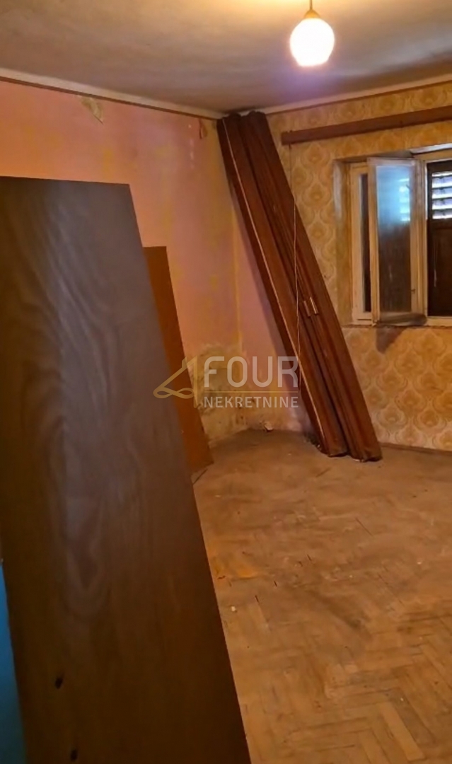 Kostrena, samostojna hiša, 100m2