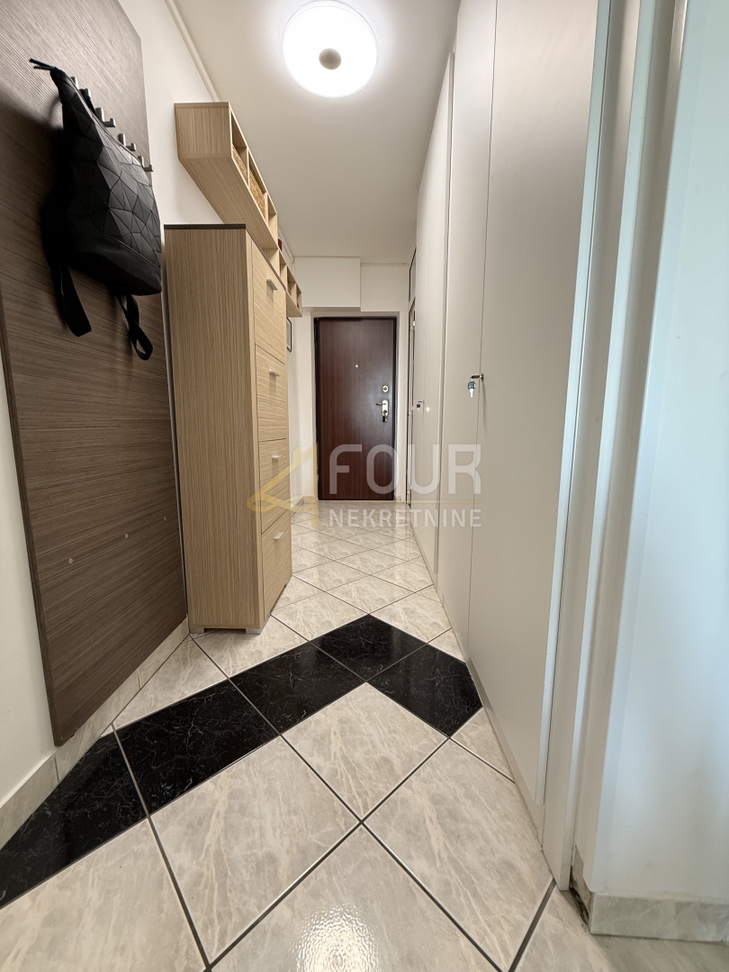 Reka, Gornja Vežica, 2s+db, 68,80m2