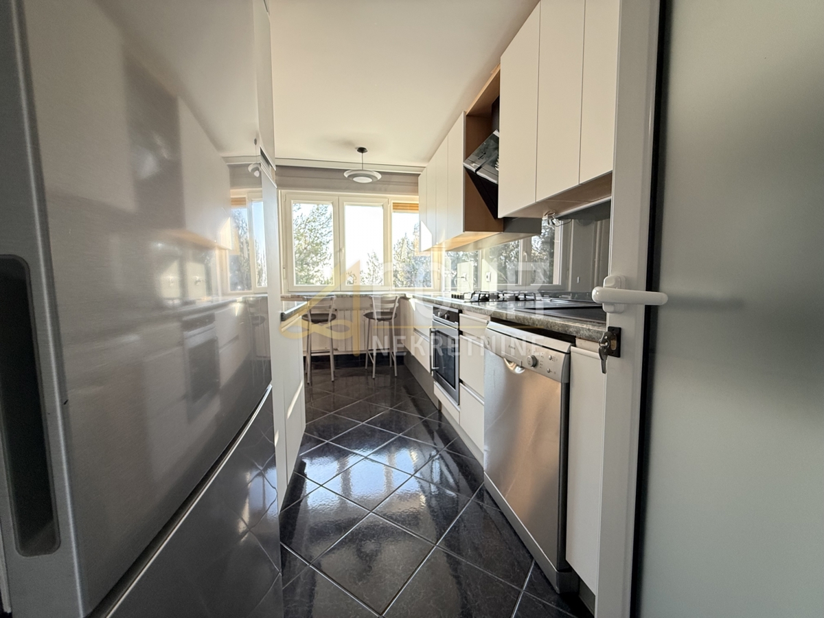 Reka, Gornja Vežica, 2s+db, 68,80m2