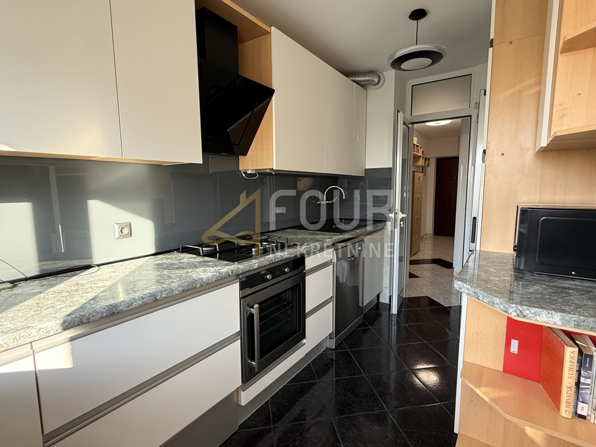 Reka, Gornja Vežica, 2s+db, 68,80m2