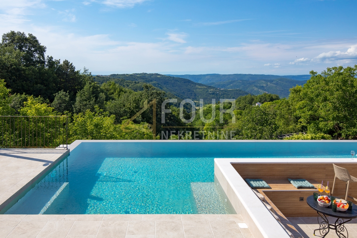 Istra, Pazin - okolica, samostojna hiša z bazenom