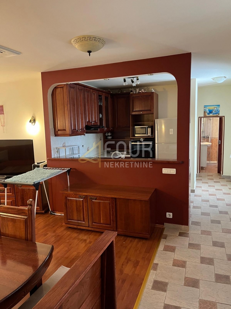 Stanovanje Poreč, 76,51m2