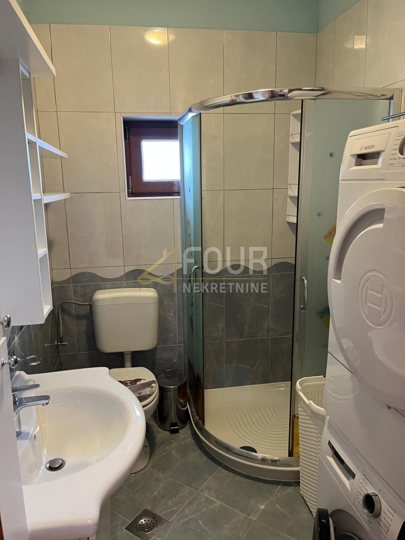 Stanovanje Poreč, 76,51m2