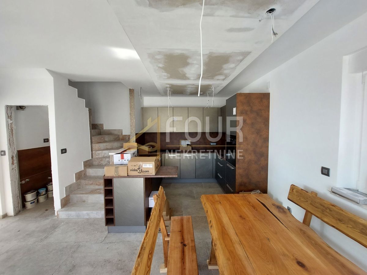 Stanovanje Kastav, 132m2