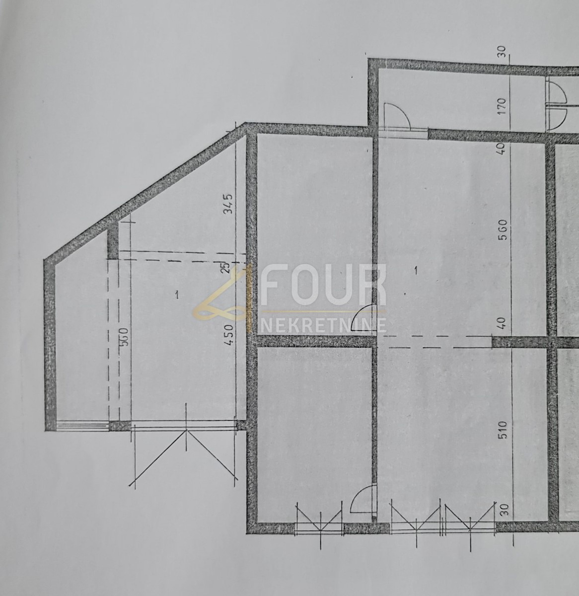 Poslovni prostor Kantrida, Rijeka, 100m2