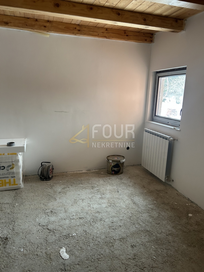 Hiša Vrbovsko, 355,14m2