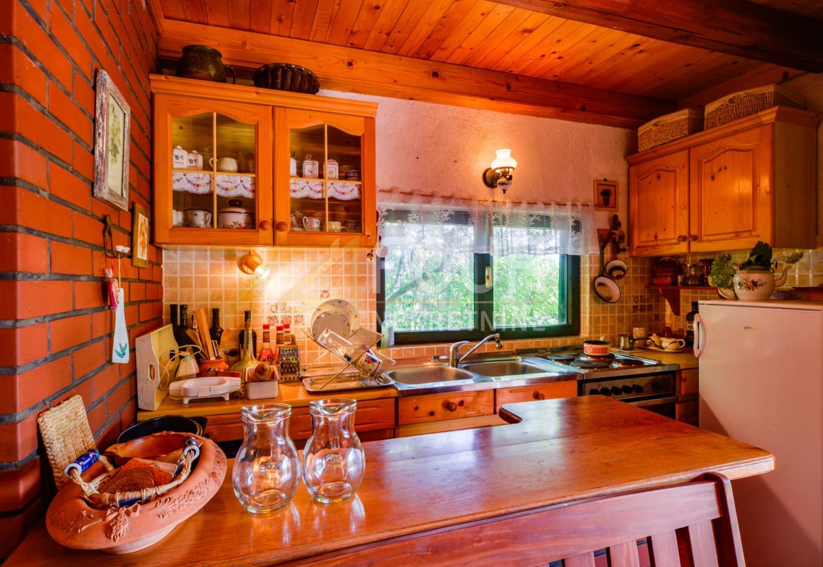 Hiša Zvečaj, Duga Resa, 80m2