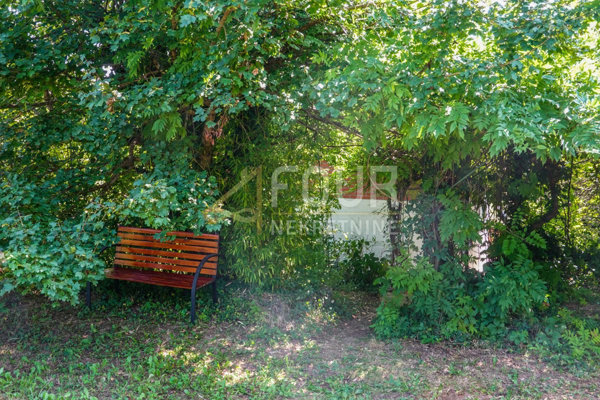 Hiša Zvečaj, Duga Resa, 80m2