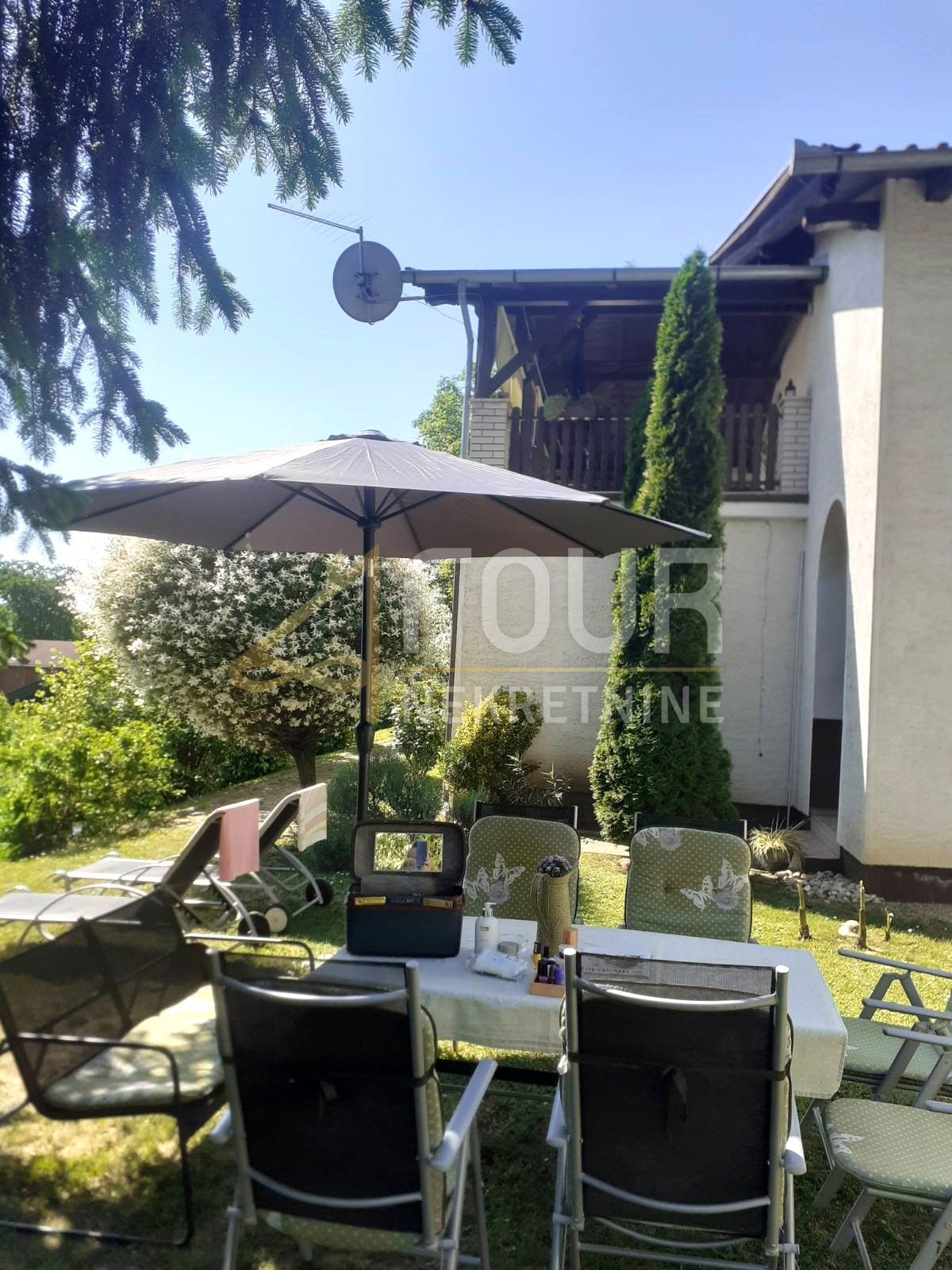 Hiša Milanovac, Virovitica, 320m2
