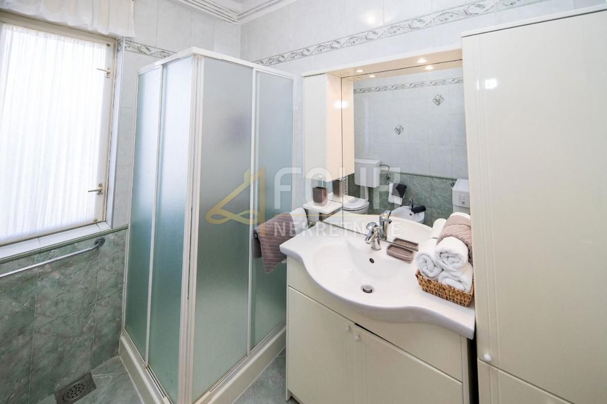 Hiša Dramalj, Crikvenica, 250m2