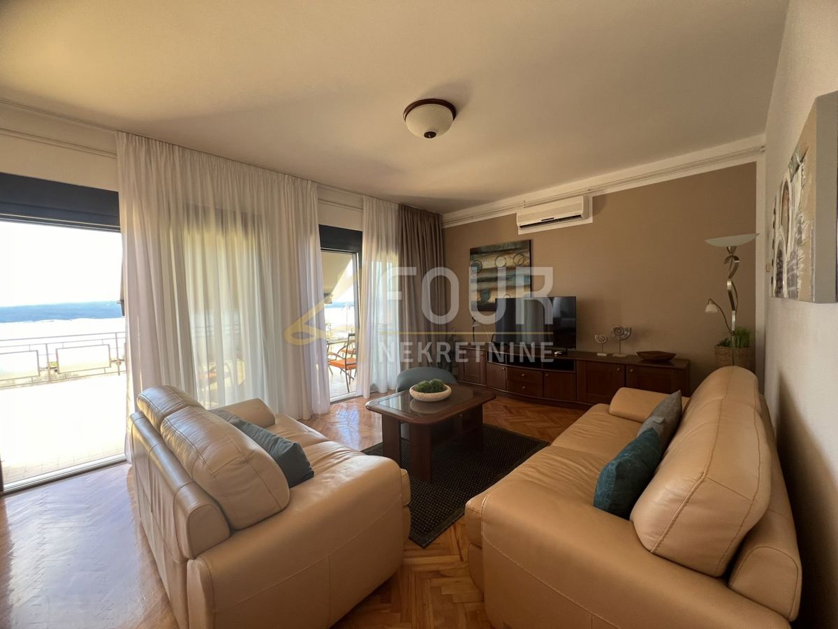 Hiša Dramalj, Crikvenica, 250m2