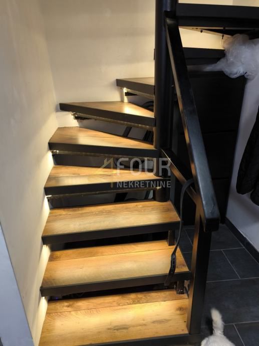 Hiša Mali Lošinj, 110m2