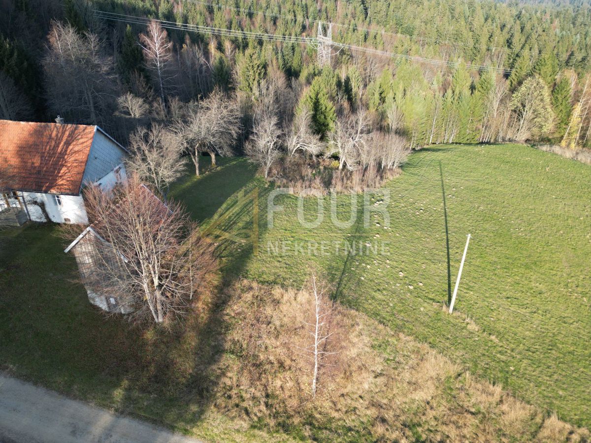 Zemljišče Stara Sušica, Ravna Gora, 1.582m2