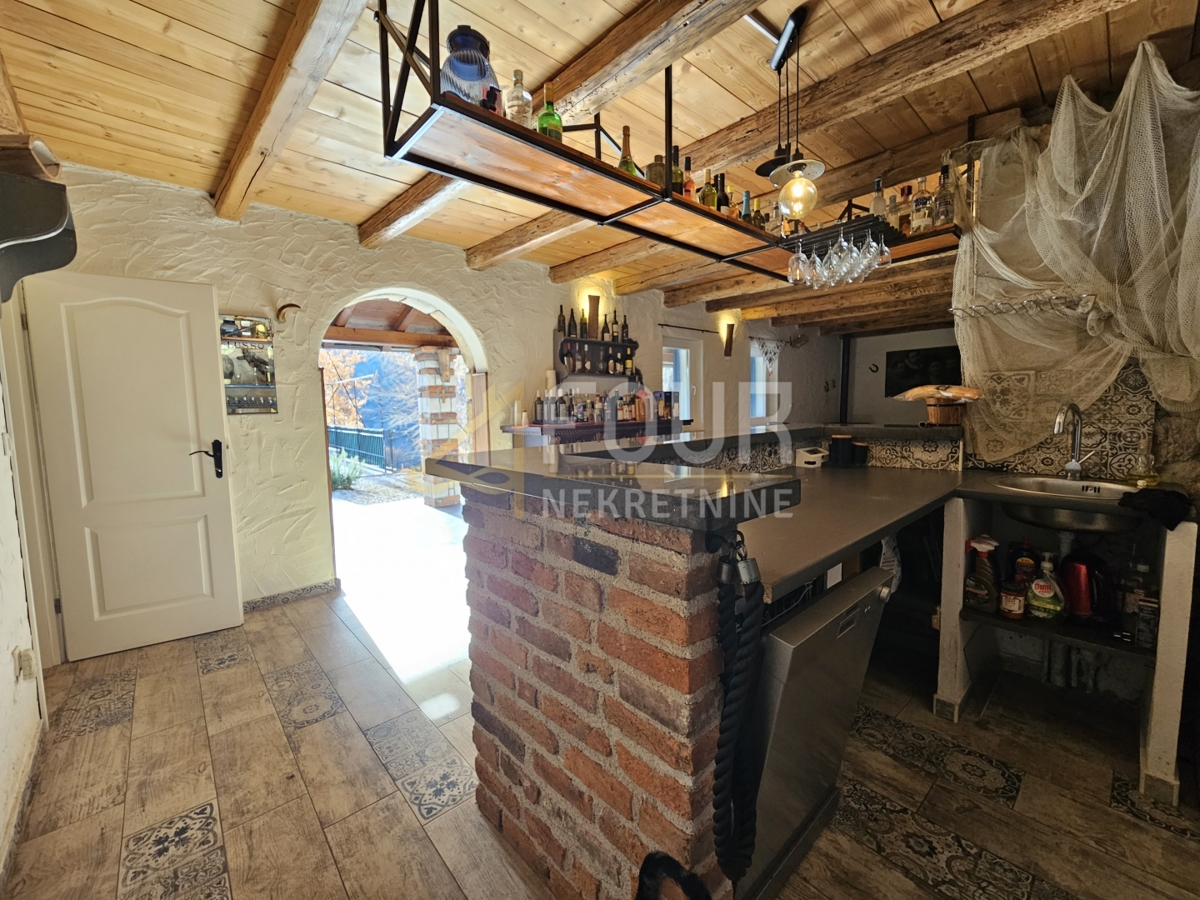 Hiša Mošćenička Draga, 250m2