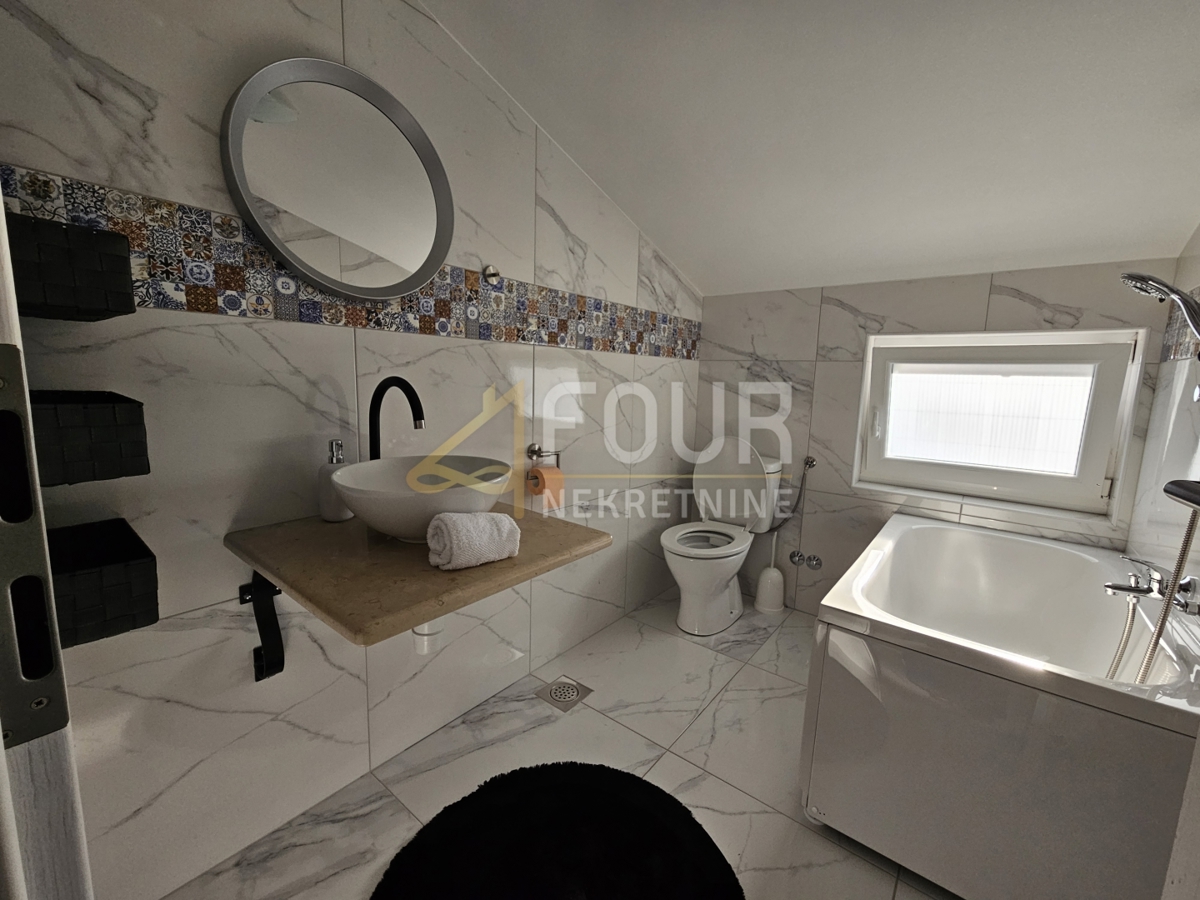 Hiša Mošćenička Draga, 250m2