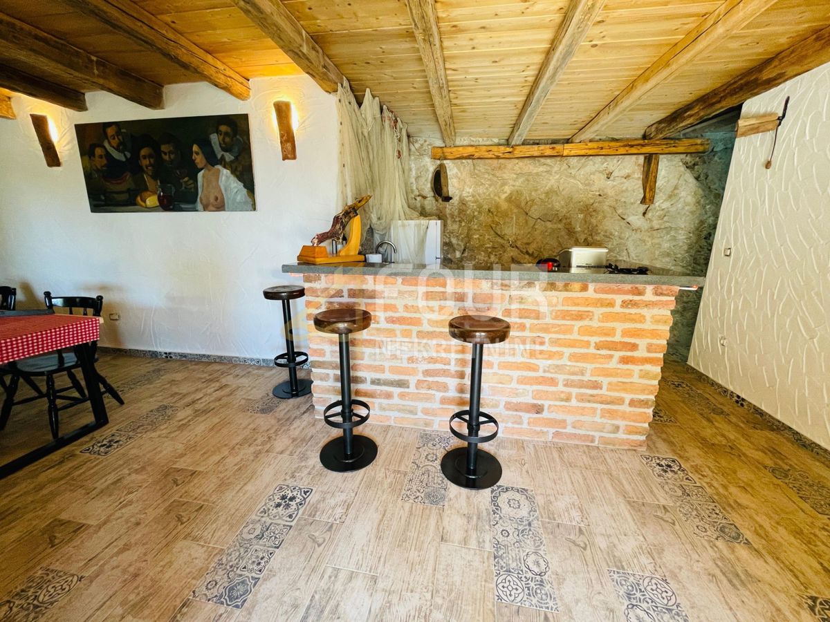 Hiša Mošćenička Draga, 250m2