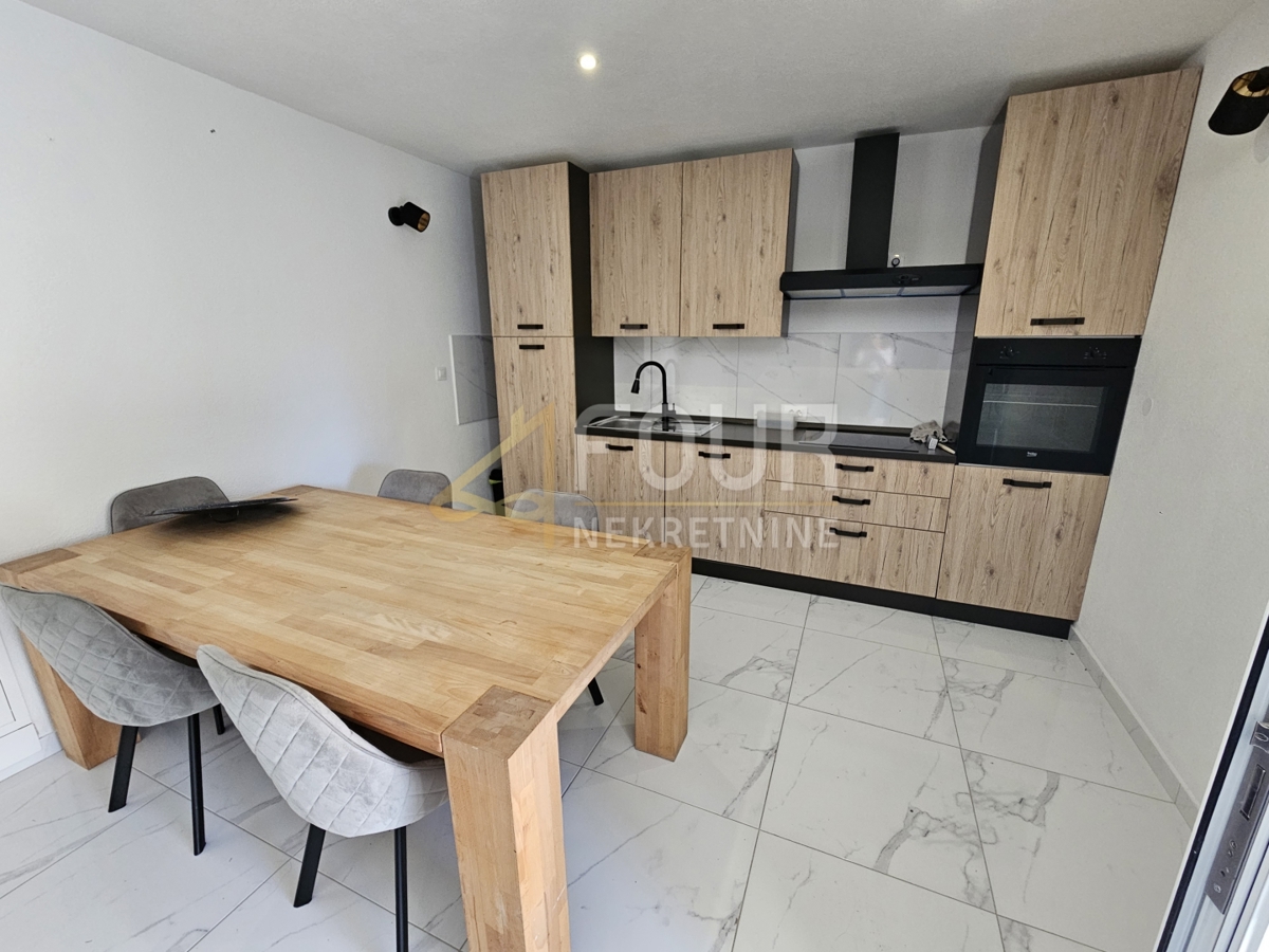 Hiša Mošćenička Draga, 250m2