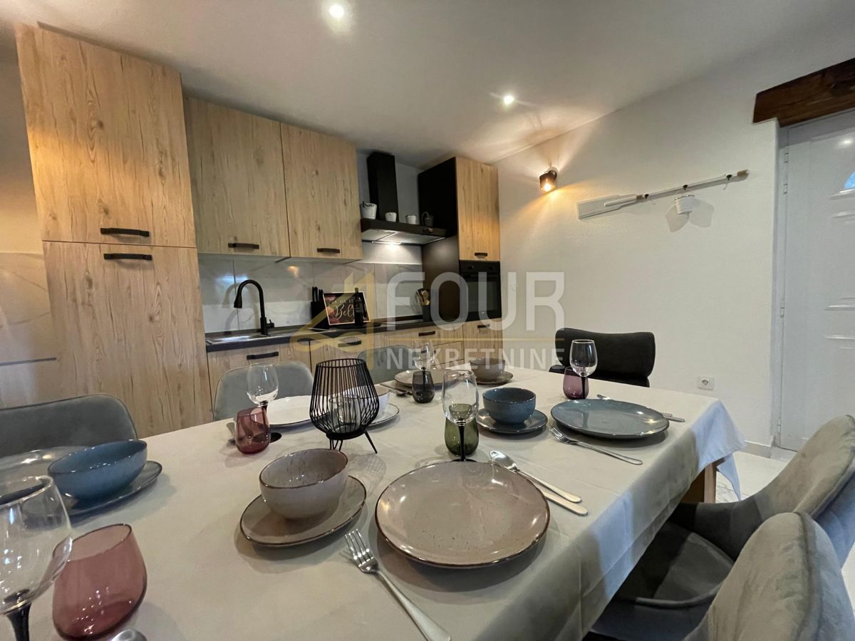 Hiša Mošćenička Draga, 250m2