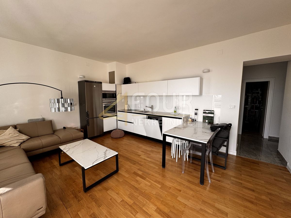 Stanovanje Ičići, Opatija - Okolica, 75m2